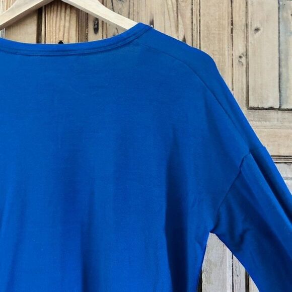 Athleta XS Blue V-Neck Long Sleeve T-Shirt Pullover - Picture 7 of 7